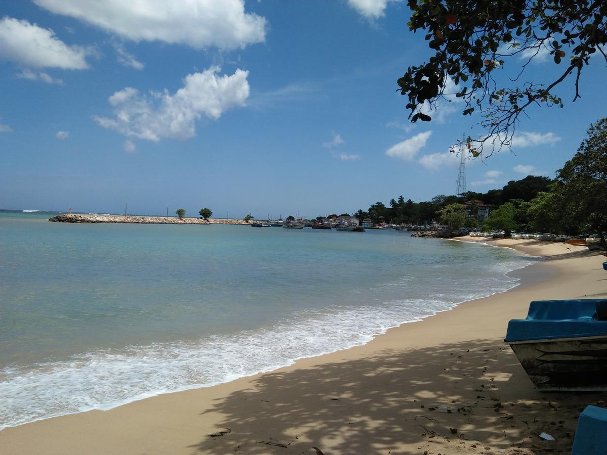 Parei Beach Inn Tangalle Bagian luar foto